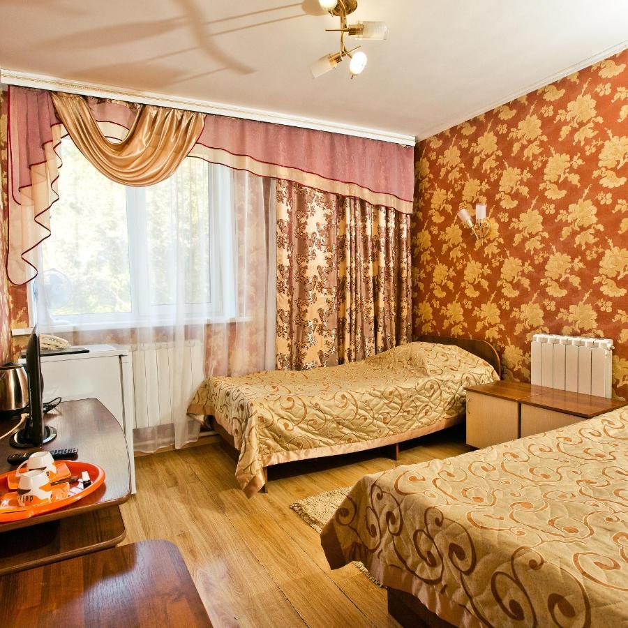 Hotel Boyard Ussuriysk Exterior foto