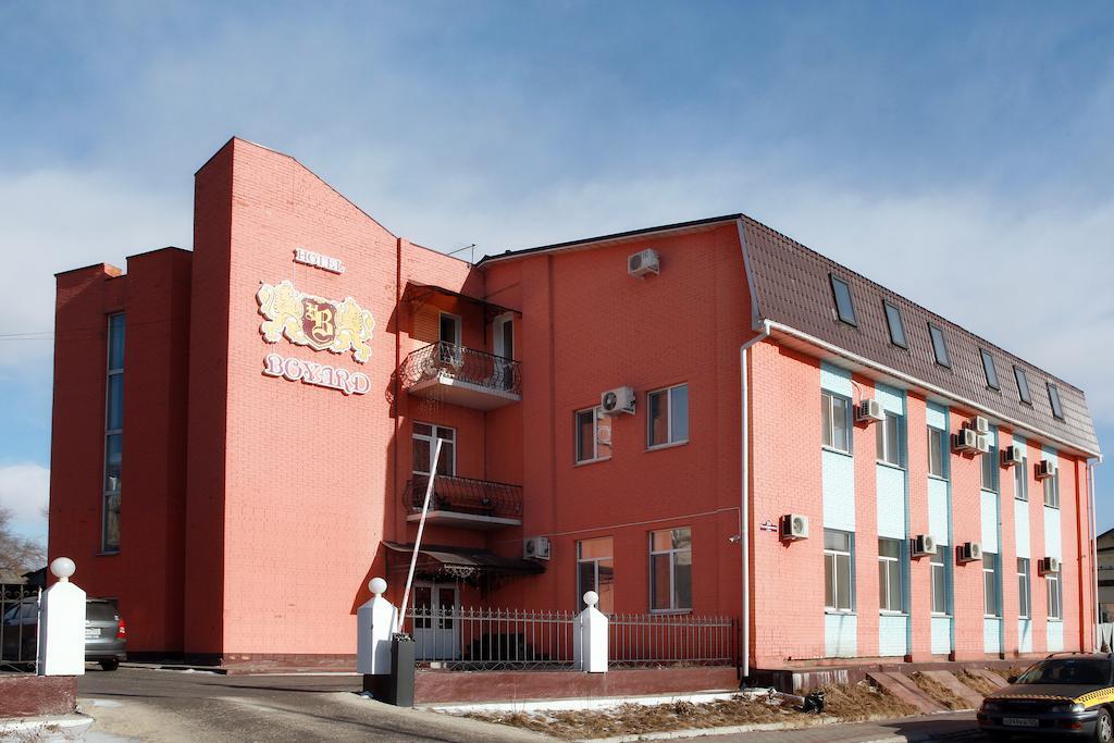 Hotel Boyard Ussuriysk Exterior foto